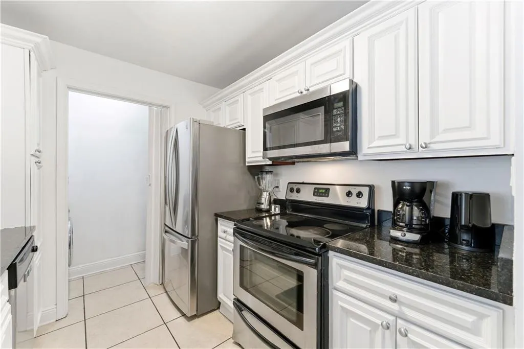 5205 Santa Fe Parkway, Sandy Springs, Georgia 30350, 2 Bedrooms Bedrooms, ,2 BathroomsBathrooms,Residential,For Sale,5205 Santa Fe Parkway,7688052