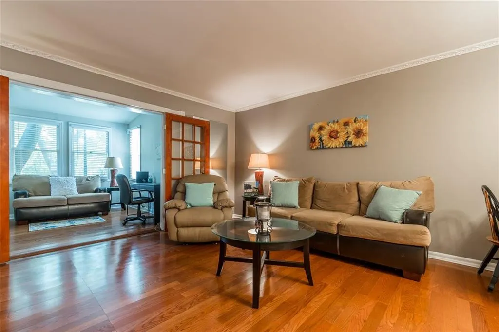 6700 Roswell Road Unit 29c, Atlanta, Georgia 30328, 2 Bedrooms Bedrooms, ,1 BathroomBathrooms,Residential,Sold,6700 Roswell Road Unit 29c,6058756