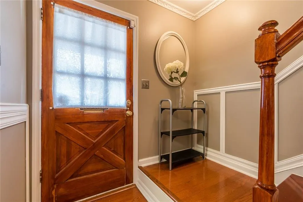 6700 Roswell Road Unit 29c, Atlanta, Georgia 30328, 2 Bedrooms Bedrooms, ,1 BathroomBathrooms,Residential,Sold,6700 Roswell Road Unit 29c,6058756