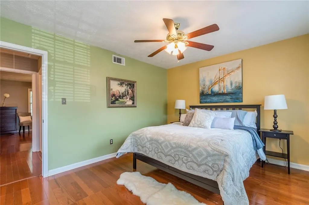 6700 Roswell Road Unit 29c, Atlanta, Georgia 30328, 2 Bedrooms Bedrooms, ,1 BathroomBathrooms,Residential,Sold,6700 Roswell Road Unit 29c,6058756