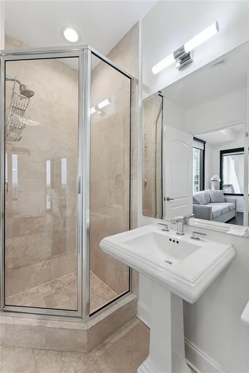 2828 Peachtree Road Nw Unit 1704, Atlanta, Georgia 30305, 2 Bedrooms Bedrooms, ,2 BathroomsBathrooms,Residential,For Sale,2828 Peachtree Road Nw Unit 1704,7606649