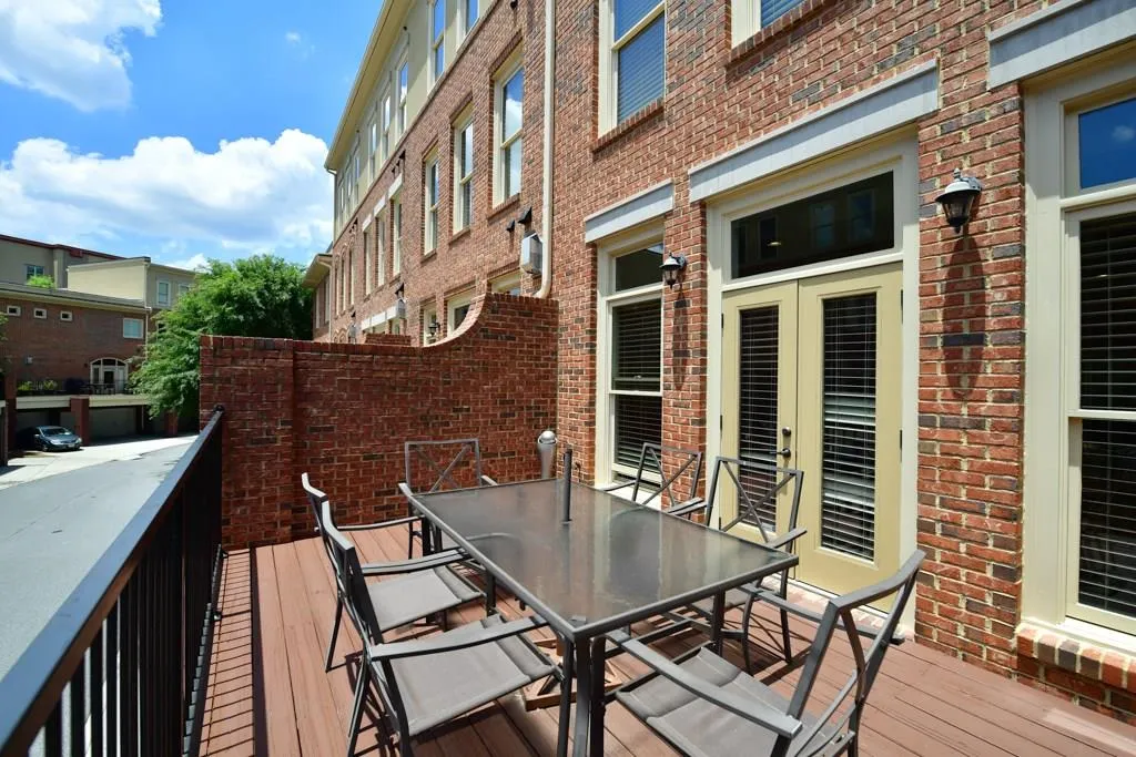 1205 Riverscall Lane, Sandy Springs, Georgia 30339, 4 Bedrooms Bedrooms, ,4 BathroomsBathrooms,Residential,Sold,1205 Riverscall Lane,6029741