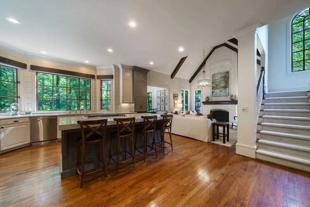 455 Laurel Chase Court, Atlanta, Georgia 30327, 5 Bedrooms Bedrooms, ,5 BathroomsBathrooms,Residential,Sold,455 Laurel Chase Court,6884795