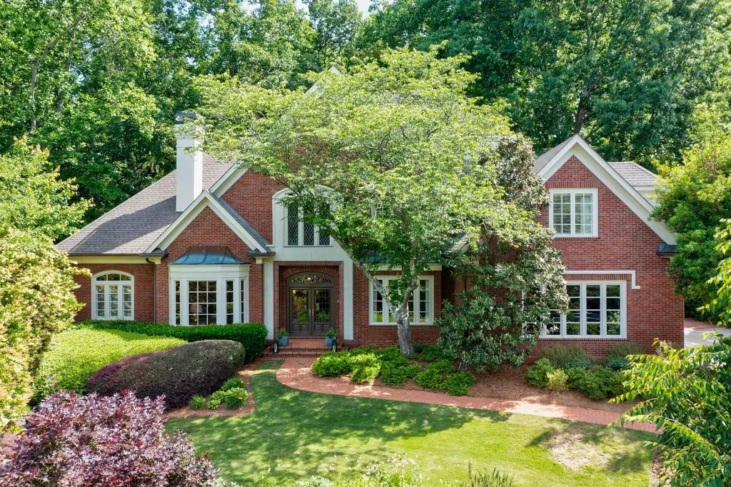 455 Laurel Chase Court, Atlanta, Georgia 30327, 5 Bedrooms Bedrooms, ,5 BathroomsBathrooms,Residential,Sold,455 Laurel Chase Court,6884795
