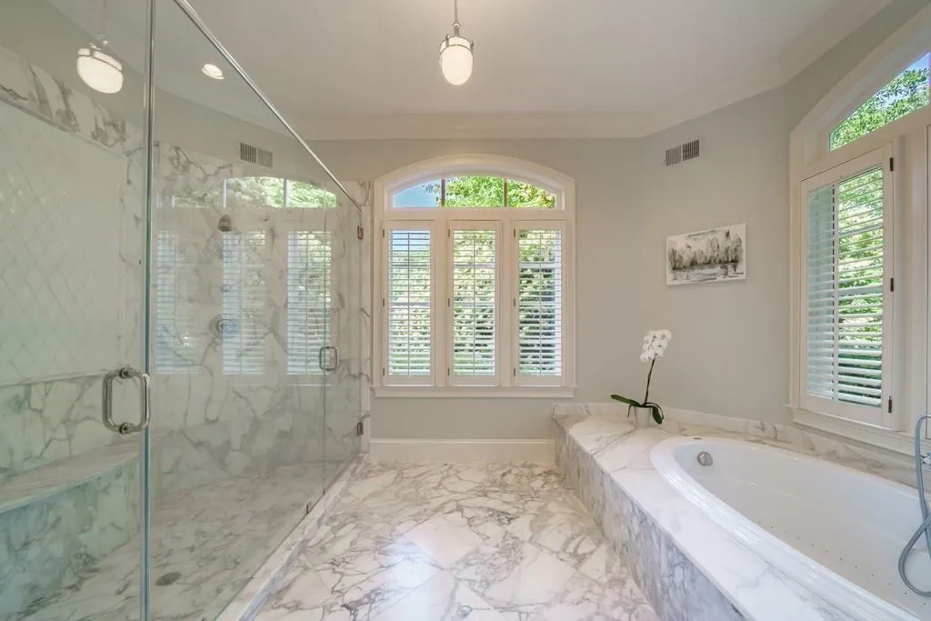 455 Laurel Chase Court, Atlanta, Georgia 30327, 5 Bedrooms Bedrooms, ,5 BathroomsBathrooms,Residential,Sold,455 Laurel Chase Court,6884795