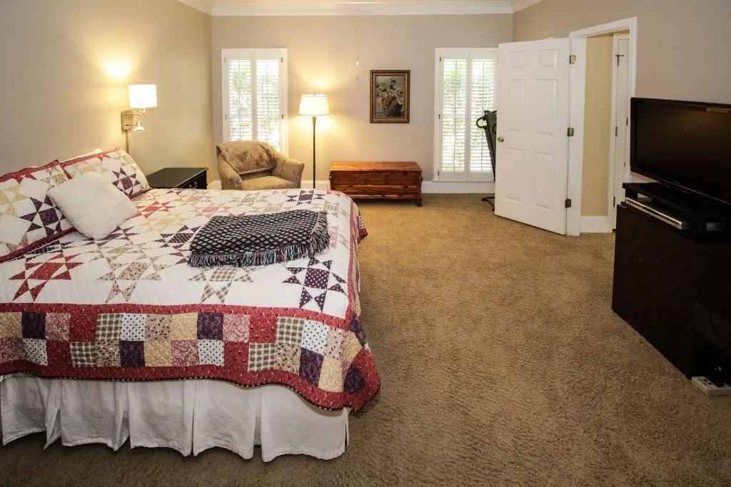37 Westfair Court, Sandy Springs, Georgia 30328, 3 Bedrooms Bedrooms, ,3 BathroomsBathrooms,Residential,Sold,37 Westfair Court,6066132