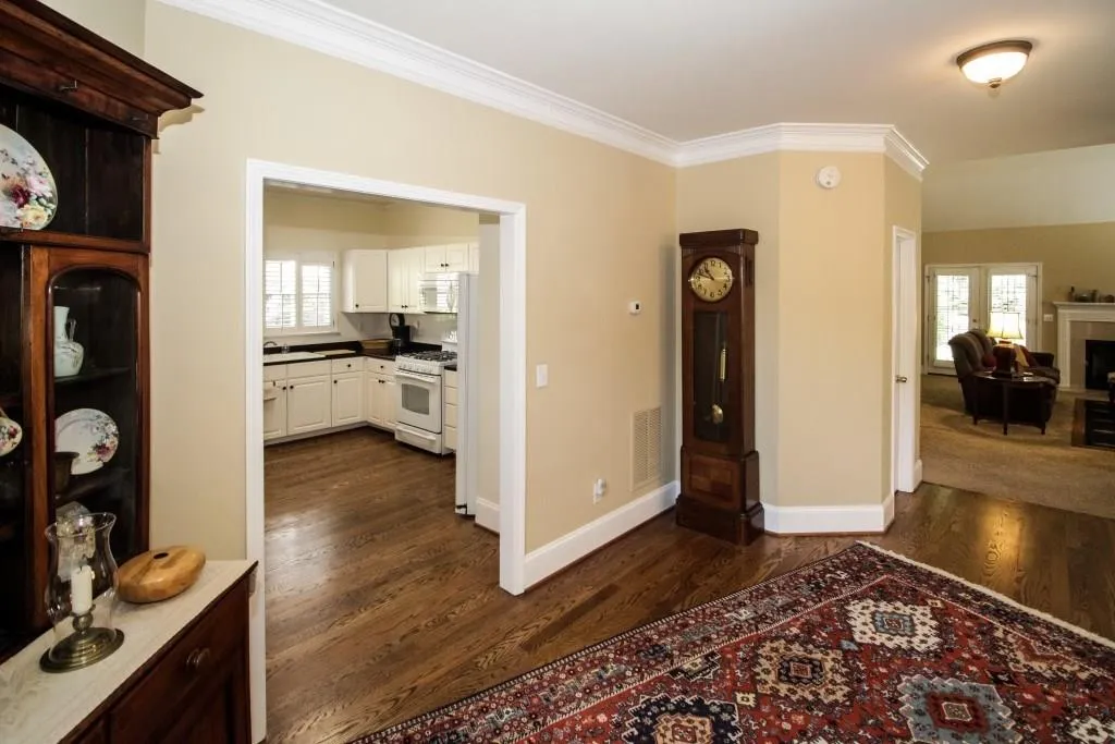37 Westfair Court, Sandy Springs, Georgia 30328, 3 Bedrooms Bedrooms, ,3 BathroomsBathrooms,Residential,Sold,37 Westfair Court,6066132
