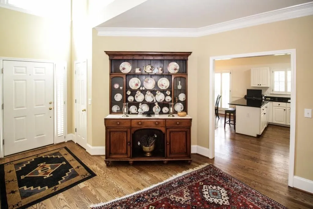 37 Westfair Court, Sandy Springs, Georgia 30328, 3 Bedrooms Bedrooms, ,3 BathroomsBathrooms,Residential,Sold,37 Westfair Court,6066132