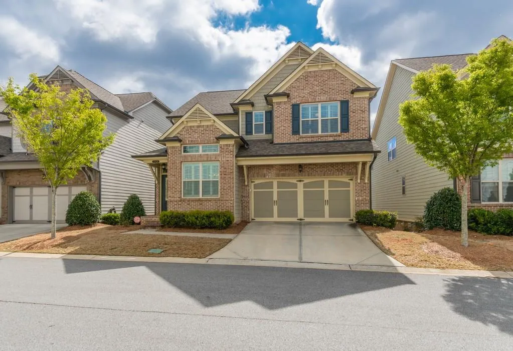 7825 Highland Bluff, Sandy Springs, Georgia 30328, 4 Bedrooms Bedrooms, ,3 BathroomsBathrooms,Residential,Sold,7825 Highland Bluff,5983641