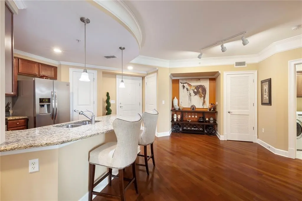 200 River Vista Drive Unit 536, Atlanta, Georgia 30339, 2 Bedrooms Bedrooms, ,2 BathroomsBathrooms,Residential,Sold,200 River Vista Drive Unit 536,6726652