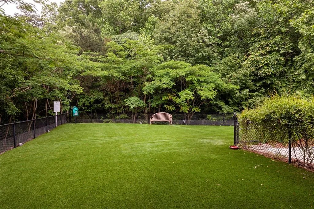 200 River Vista Drive Unit 536, Atlanta, Georgia 30339, 2 Bedrooms Bedrooms, ,2 BathroomsBathrooms,Residential,Sold,200 River Vista Drive Unit 536,6726652