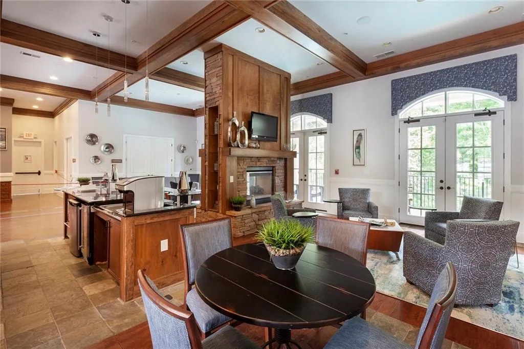200 River Vista Drive Unit 536, Atlanta, Georgia 30339, 2 Bedrooms Bedrooms, ,2 BathroomsBathrooms,Residential,Sold,200 River Vista Drive Unit 536,6726652