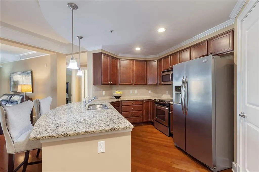 200 River Vista Drive Unit 536, Atlanta, Georgia 30339, 2 Bedrooms Bedrooms, ,2 BathroomsBathrooms,Residential,Sold,200 River Vista Drive Unit 536,6726652