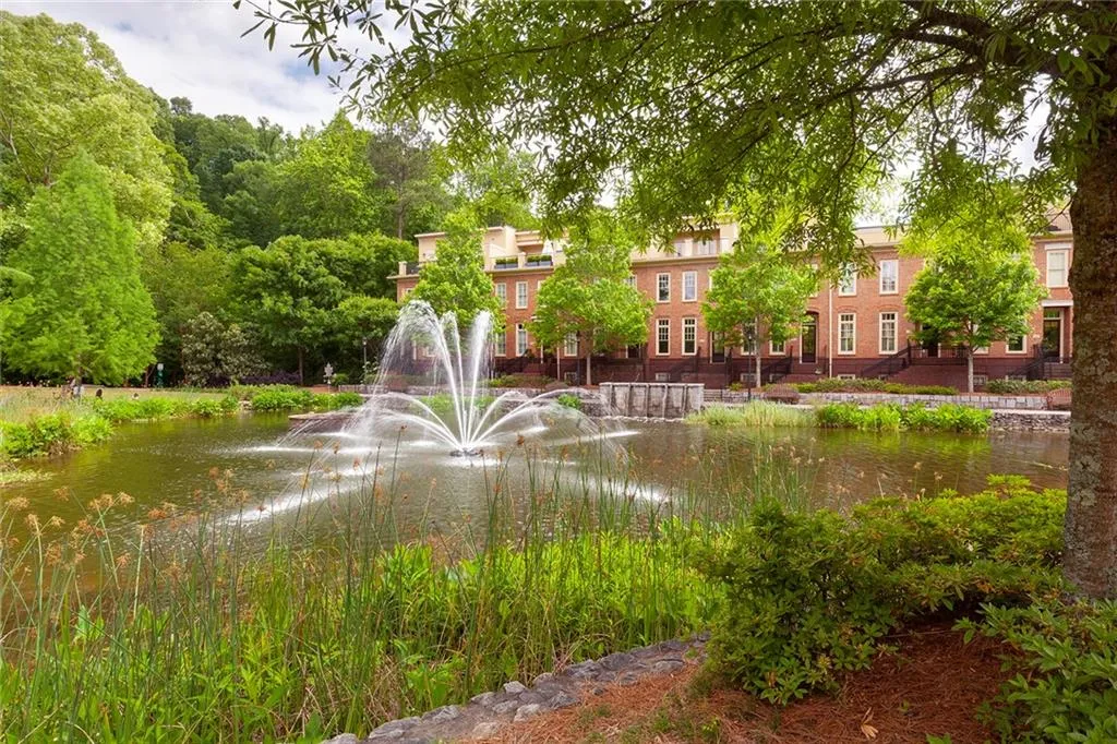 200 River Vista Drive Unit 536, Atlanta, Georgia 30339, 2 Bedrooms Bedrooms, ,2 BathroomsBathrooms,Residential,Sold,200 River Vista Drive Unit 536,6726652