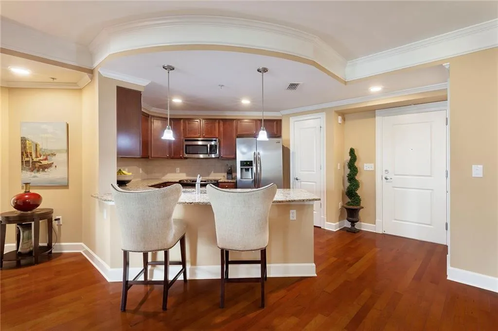 200 River Vista Drive Unit 536, Atlanta, Georgia 30339, 2 Bedrooms Bedrooms, ,2 BathroomsBathrooms,Residential,Sold,200 River Vista Drive Unit 536,6726652