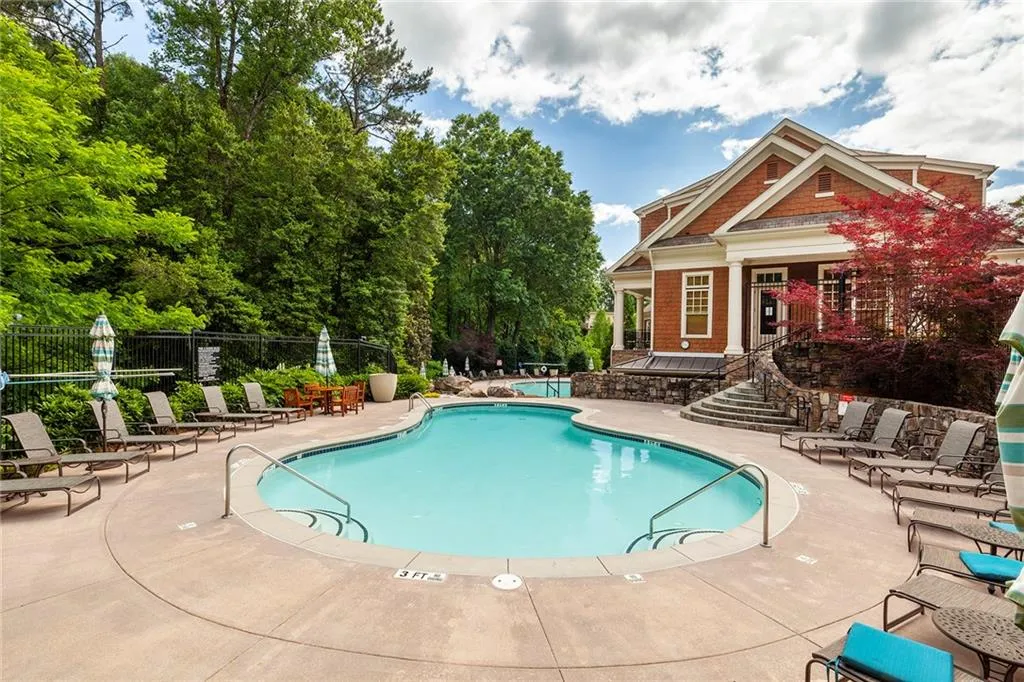 200 River Vista Drive Unit 536, Atlanta, Georgia 30339, 2 Bedrooms Bedrooms, ,2 BathroomsBathrooms,Residential,Sold,200 River Vista Drive Unit 536,6726652