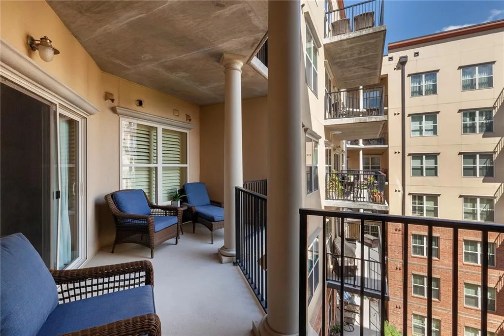 200 River Vista Drive Unit 536, Atlanta, Georgia 30339, 2 Bedrooms Bedrooms, ,2 BathroomsBathrooms,Residential,Sold,200 River Vista Drive Unit 536,6726652