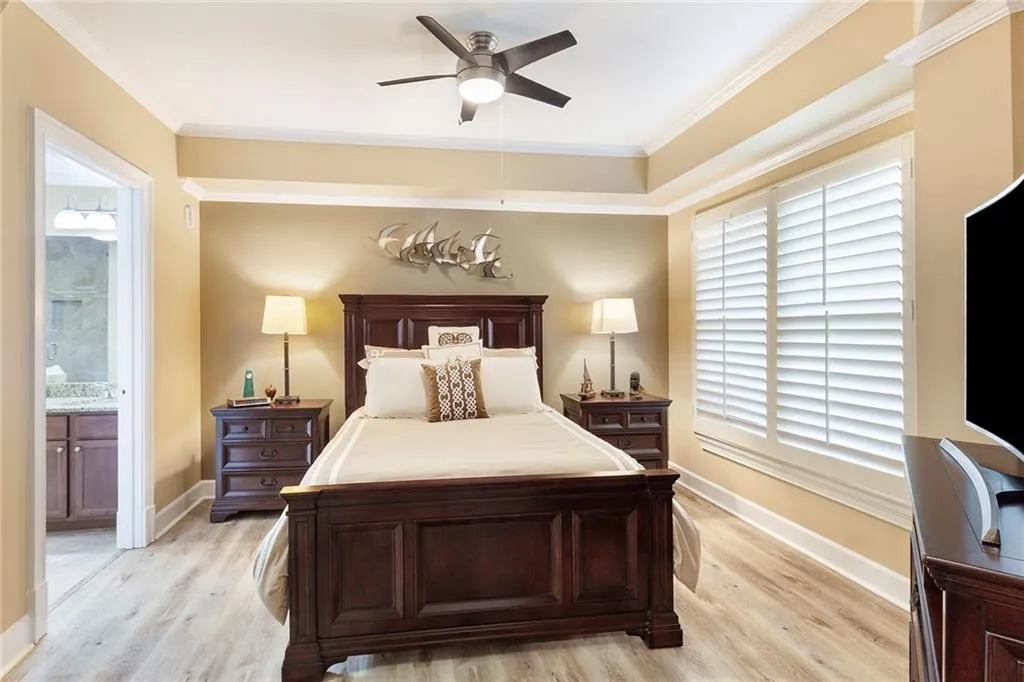 200 River Vista Drive Unit 536, Atlanta, Georgia 30339, 2 Bedrooms Bedrooms, ,2 BathroomsBathrooms,Residential,Sold,200 River Vista Drive Unit 536,6726652