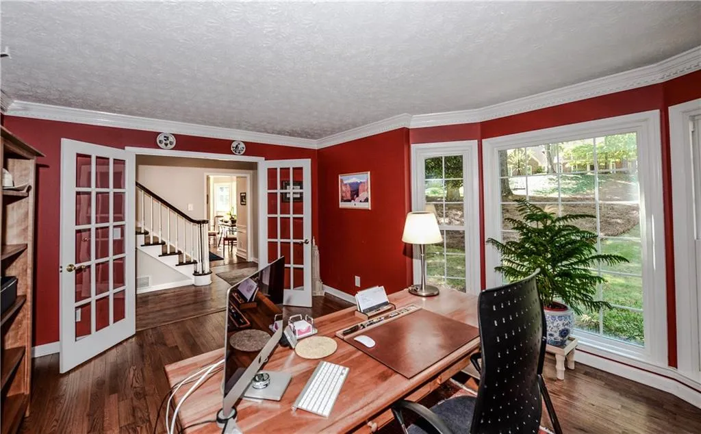 430 Hunters Crossing Drive Ne, Atlanta, Georgia 30328, 4 Bedrooms Bedrooms, ,2 BathroomsBathrooms,Residential,Sold,430 Hunters Crossing Drive Ne,5846035