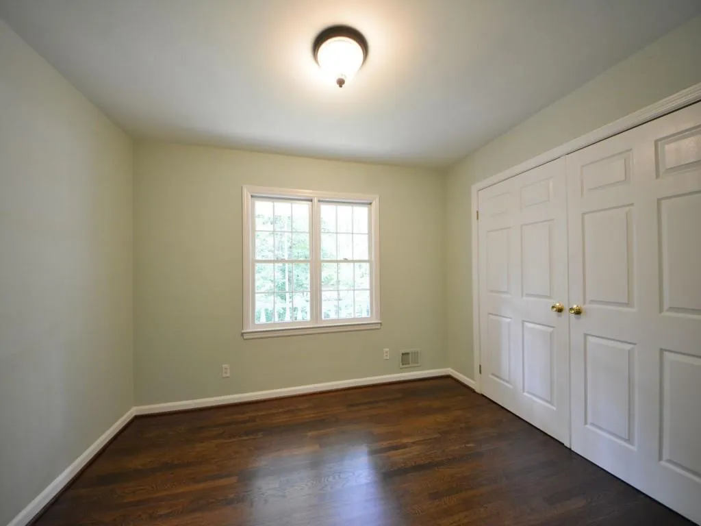 7135 Brandon Mill Road, Sandy Springs, Georgia 30328, 5 Bedrooms Bedrooms, ,4 BathroomsBathrooms,Residential,Sold,7135 Brandon Mill Road,5762382