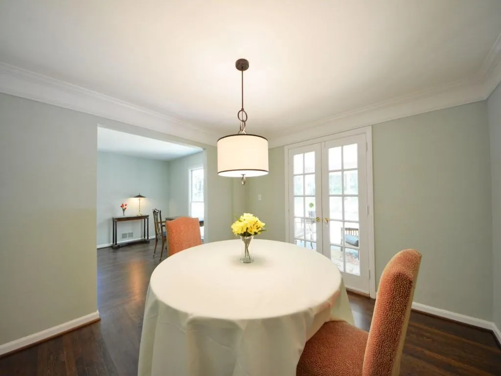 7135 Brandon Mill Road, Sandy Springs, Georgia 30328, 5 Bedrooms Bedrooms, ,4 BathroomsBathrooms,Residential,Sold,7135 Brandon Mill Road,5762382