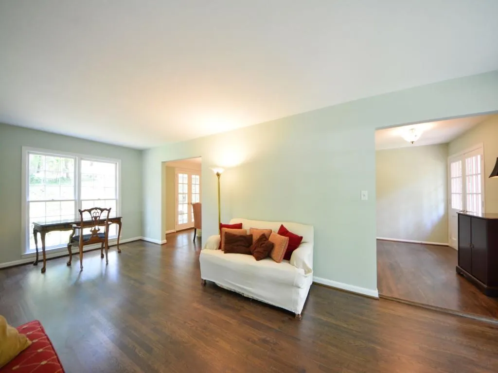 7135 Brandon Mill Road, Sandy Springs, Georgia 30328, 5 Bedrooms Bedrooms, ,4 BathroomsBathrooms,Residential,Sold,7135 Brandon Mill Road,5762382