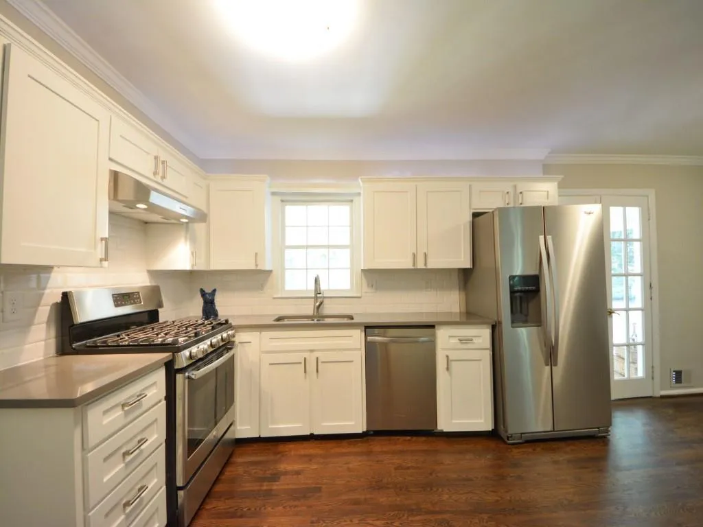 7135 Brandon Mill Road, Sandy Springs, Georgia 30328, 5 Bedrooms Bedrooms, ,4 BathroomsBathrooms,Residential,Sold,7135 Brandon Mill Road,5762382