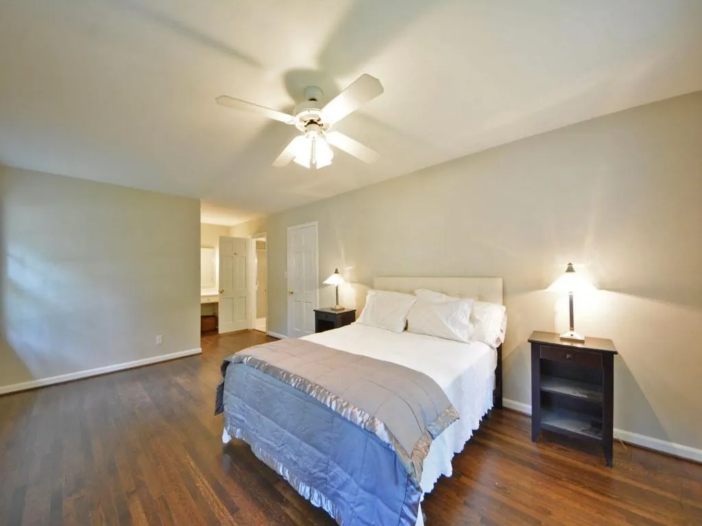 7135 Brandon Mill Road, Sandy Springs, Georgia 30328, 5 Bedrooms Bedrooms, ,4 BathroomsBathrooms,Residential,Sold,7135 Brandon Mill Road,5762382