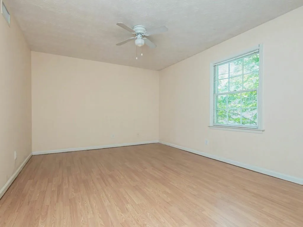 6700 Roswell Road Unit 23f, Atlanta, Georgia 30328, 2 Bedrooms Bedrooms, ,1 BathroomBathrooms,Residential,Sold,6700 Roswell Road Unit 23f,5697262