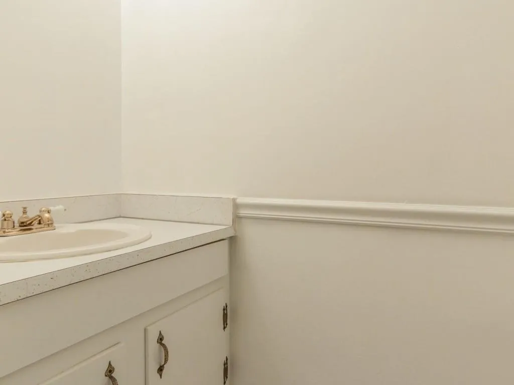 6700 Roswell Road Unit 23f, Atlanta, Georgia 30328, 2 Bedrooms Bedrooms, ,1 BathroomBathrooms,Residential,Sold,6700 Roswell Road Unit 23f,5697262