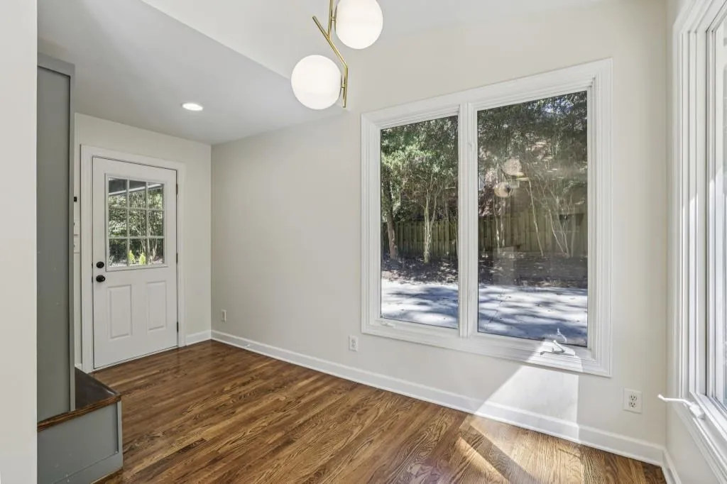 Breakfast Nook