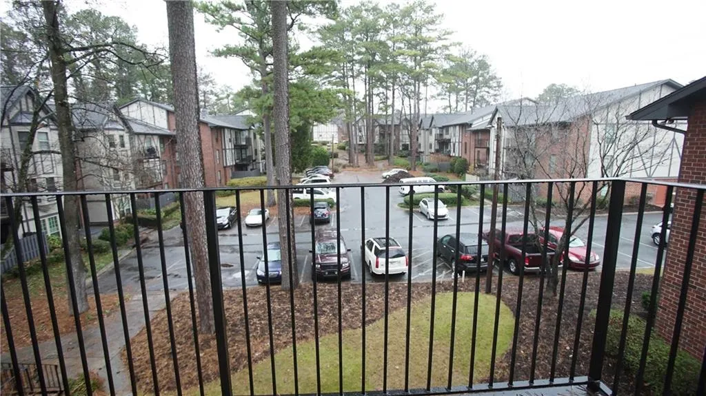 6851 Roswell Road Unit M21, Atlanta, Georgia 30328, 2 Bedrooms Bedrooms, ,2 BathroomsBathrooms,Residential,Sold,6851 Roswell Road Unit M21,6110807
