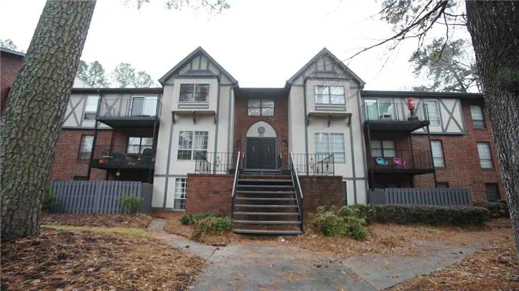 6851 Roswell Road Unit M21, Atlanta, Georgia 30328, 2 Bedrooms Bedrooms, ,2 BathroomsBathrooms,Residential,Sold,6851 Roswell Road Unit M21,6110807