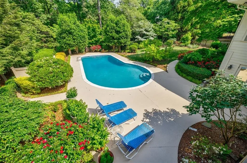 Ultra Private Fenced Pool Setting