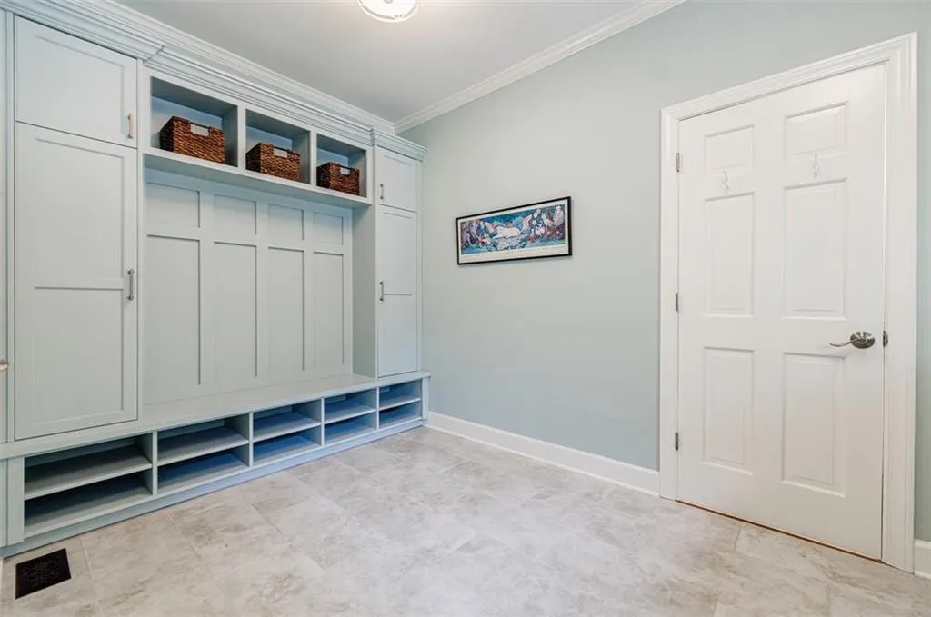 1550 Masters Club Drive, Sandy Springs, Georgia 30350, 7 Bedrooms Bedrooms, ,5 BathroomsBathrooms,Residential,Sold,1550 Masters Club Drive,7570577