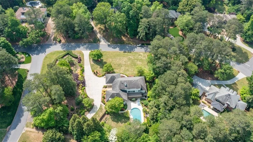 1550 Masters Club Drive, Sandy Springs, Georgia 30350, 7 Bedrooms Bedrooms, ,5 BathroomsBathrooms,Residential,Sold,1550 Masters Club Drive,7570577