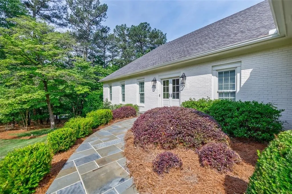 1550 Masters Club Drive, Sandy Springs, Georgia 30350, 7 Bedrooms Bedrooms, ,5 BathroomsBathrooms,Residential,Sold,1550 Masters Club Drive,7570577