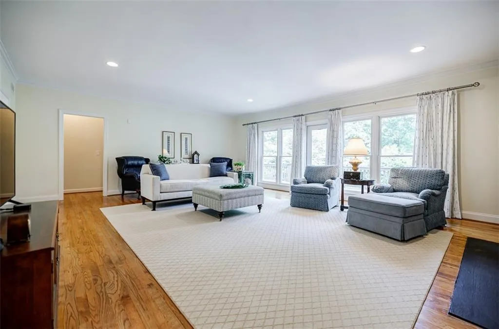 1550 Masters Club Drive, Sandy Springs, Georgia 30350, 7 Bedrooms Bedrooms, ,5 BathroomsBathrooms,Residential,Sold,1550 Masters Club Drive,7570577