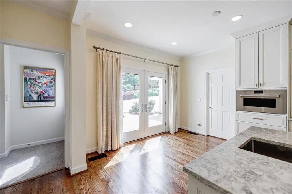 French Door to Side Patio & Entrance