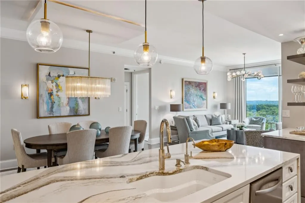 2795 Peachtree Road Ne Unit 906, Atlanta, Georgia 30305, 3 Bedrooms Bedrooms, ,3 BathroomsBathrooms,Residential,For Sale,2795 Peachtree Road Ne Unit 906,7621130