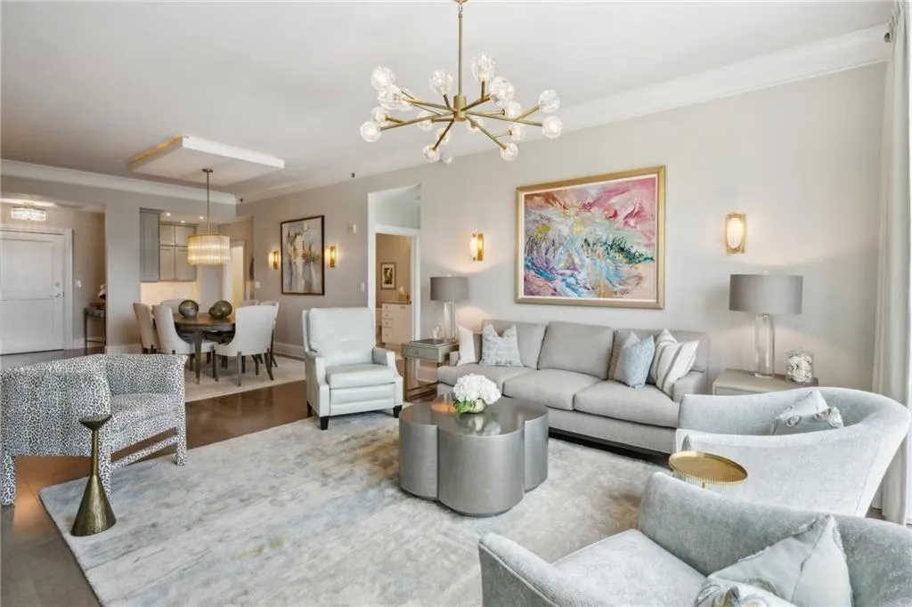 2795 Peachtree Road Ne Unit 906, Atlanta, Georgia 30305, 3 Bedrooms Bedrooms, ,3 BathroomsBathrooms,Residential,For Sale,2795 Peachtree Road Ne Unit 906,7621130