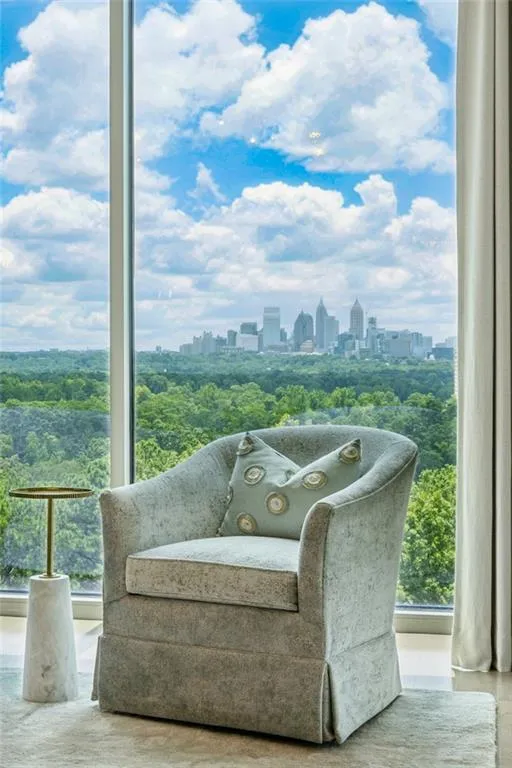 2795 Peachtree Road Ne Unit 906, Atlanta, Georgia 30305, 3 Bedrooms Bedrooms, ,3 BathroomsBathrooms,Residential,For Sale,2795 Peachtree Road Ne Unit 906,7621130
