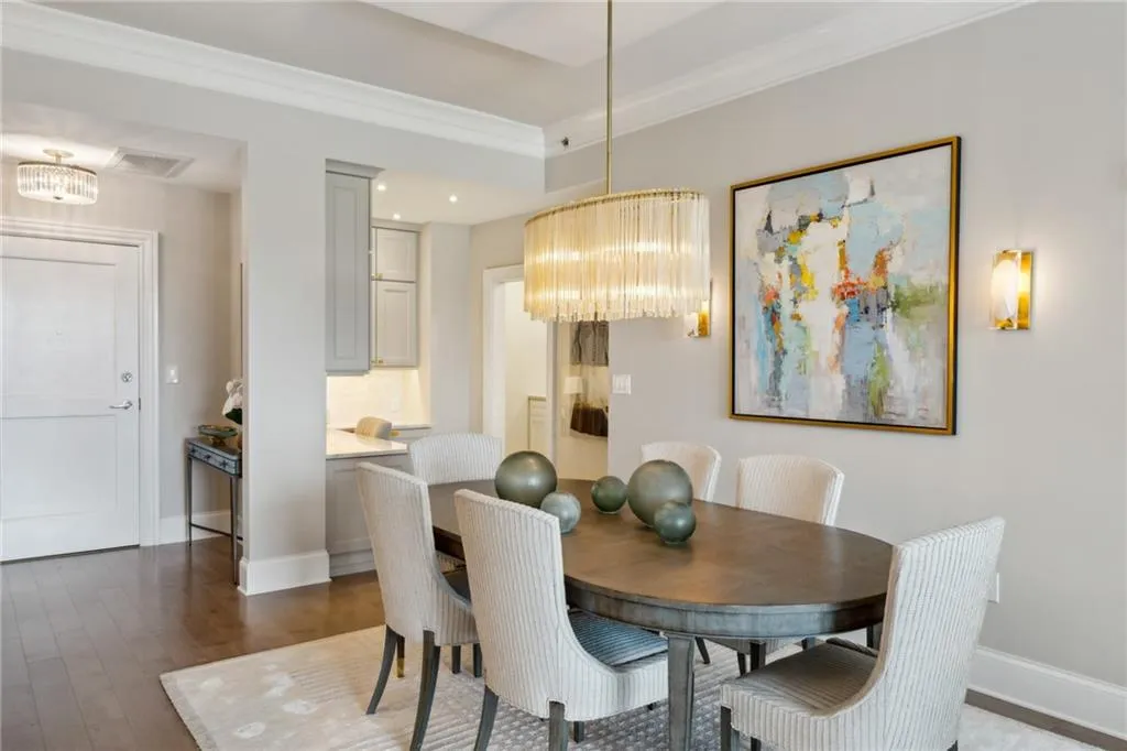 2795 Peachtree Road Ne Unit 906, Atlanta, Georgia 30305, 3 Bedrooms Bedrooms, ,3 BathroomsBathrooms,Residential,For Sale,2795 Peachtree Road Ne Unit 906,7621130