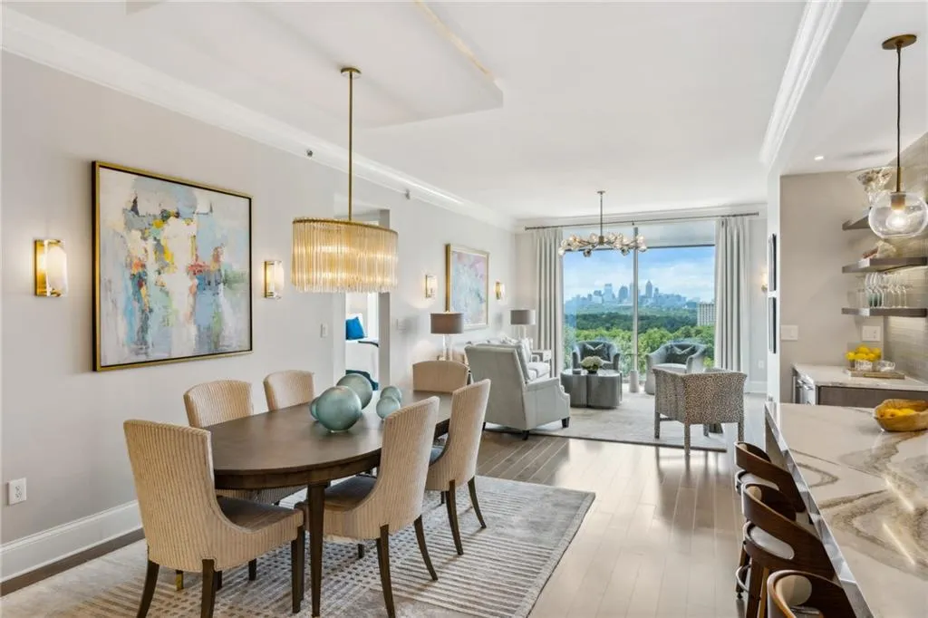 2795 Peachtree Road Ne Unit 906, Atlanta, Georgia 30305, 3 Bedrooms Bedrooms, ,3 BathroomsBathrooms,Residential,For Sale,2795 Peachtree Road Ne Unit 906,7621130