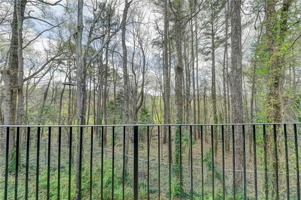 6851 Roswell Road Unit I28, Atlanta, Georgia 30328, 3 Bedrooms Bedrooms, ,2 BathroomsBathrooms,Residential,Sold,6851 Roswell Road Unit I28,7027246