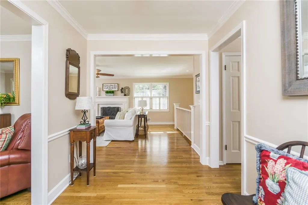 7200 Dunhill Terrace, Atlanta, Georgia 30328, 4 Bedrooms Bedrooms, ,3 BathroomsBathrooms,Residential,Sold,7200 Dunhill Terrace,6509388