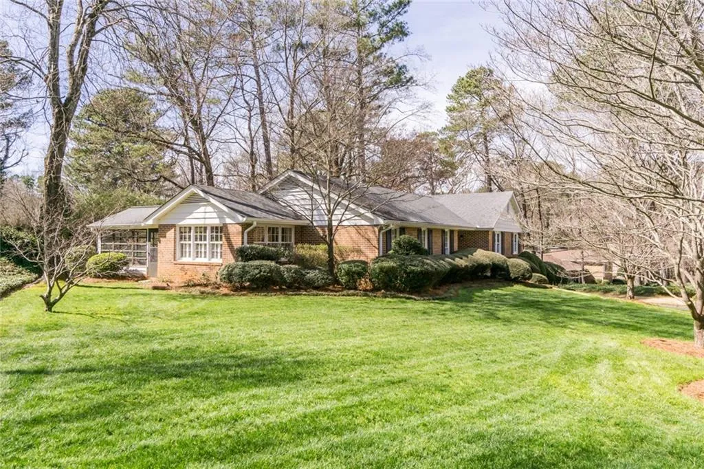 7200 Dunhill Terrace, Atlanta, Georgia 30328, 4 Bedrooms Bedrooms, ,3 BathroomsBathrooms,Residential,Sold,7200 Dunhill Terrace,6509388