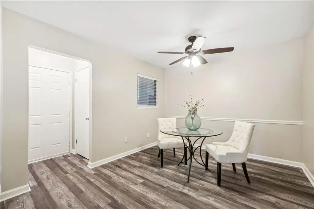 2312 Huntingdon Chase, Sandy Springs, Georgia 30350, 2 Bedrooms Bedrooms, ,2 BathroomsBathrooms,Residential,Sold,2312 Huntingdon Chase,7275477 2312 Huntingdon Chase, Sandy Springs, Georgia 30350, 2 Bedrooms Bedrooms, ,2 BathroomsBathrooms,Residential,Sold,2312 Huntingdon Chase,7275477