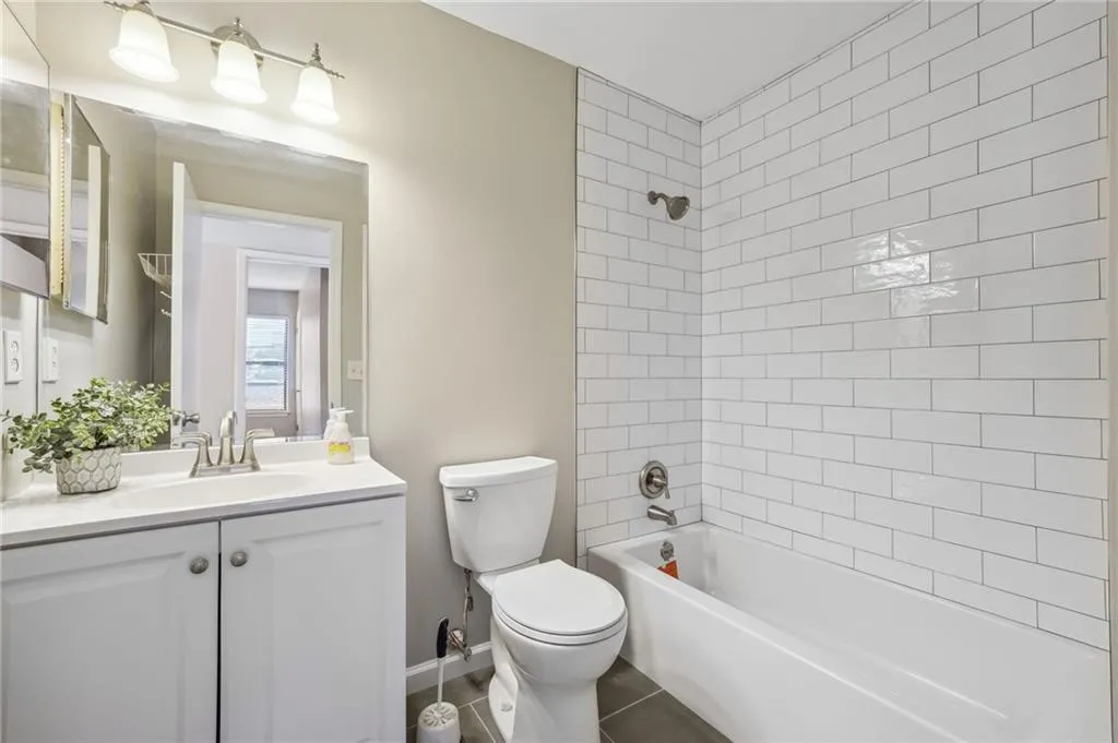 2312 Huntingdon Chase, Sandy Springs, Georgia 30350, 2 Bedrooms Bedrooms, ,2 BathroomsBathrooms,Residential,Sold,2312 Huntingdon Chase,7275477 2312 Huntingdon Chase, Sandy Springs, Georgia 30350, 2 Bedrooms Bedrooms, ,2 BathroomsBathrooms,Residential,Sold,2312 Huntingdon Chase,7275477