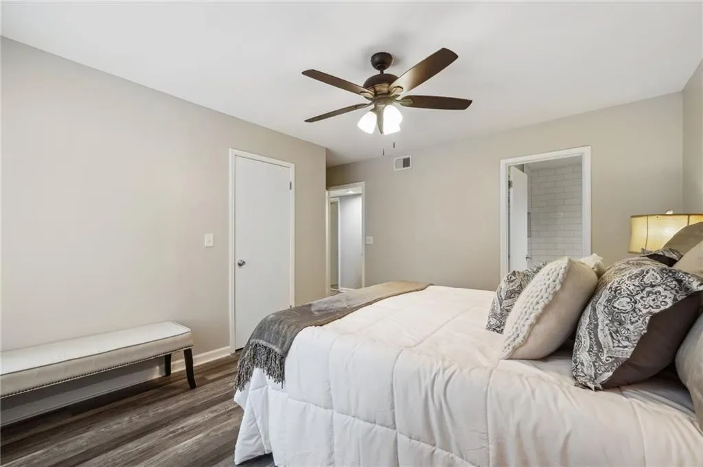 2312 Huntingdon Chase, Sandy Springs, Georgia 30350, 2 Bedrooms Bedrooms, ,2 BathroomsBathrooms,Residential,Sold,2312 Huntingdon Chase,7275477 2312 Huntingdon Chase, Sandy Springs, Georgia 30350, 2 Bedrooms Bedrooms, ,2 BathroomsBathrooms,Residential,Sold,2312 Huntingdon Chase,7275477